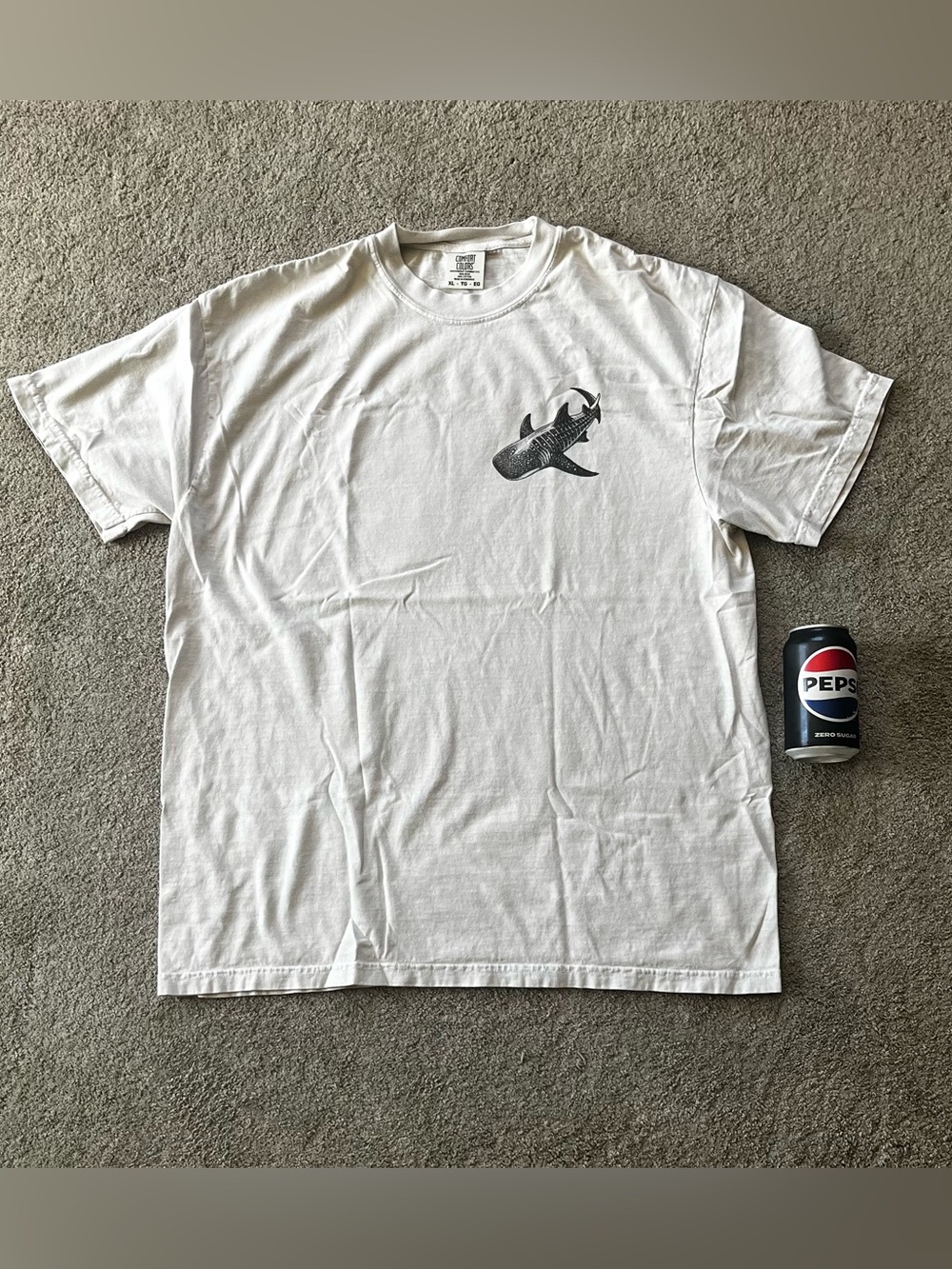 Off white Men's Graphic T-Shirt with Black Whale Shark Print